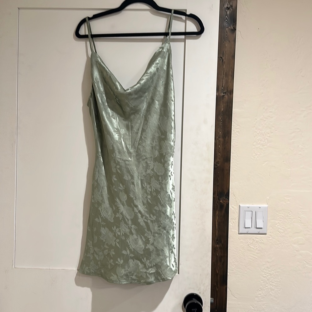 Lulus dress